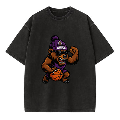 California Grizzly wearing Kings beanie with royal scepter patch and wayfarer - Vintage T-shirt - Black