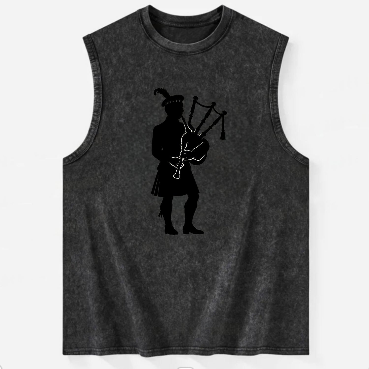 Bagpiper in traditional stance - Vintage Washed Tank - Black