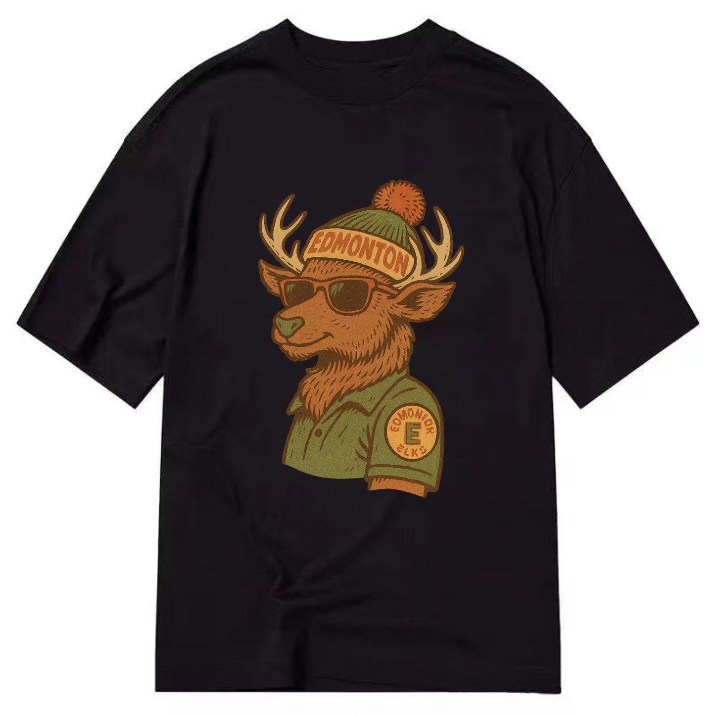 Edmonton Elk wearing Edmonton beanie wit - Classic T-shirt - Black