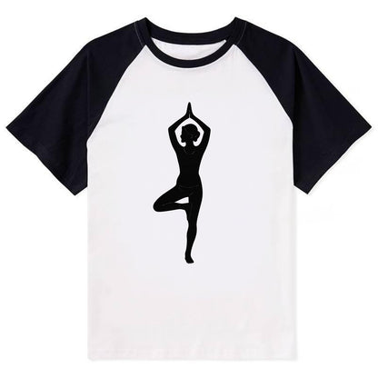 Yogi in tree pose silhouette - Contrast Raglan T-shirt - Black