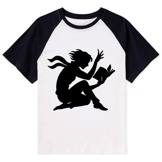 Reader lost in book moment - Contrast Raglan T-shirt - Black