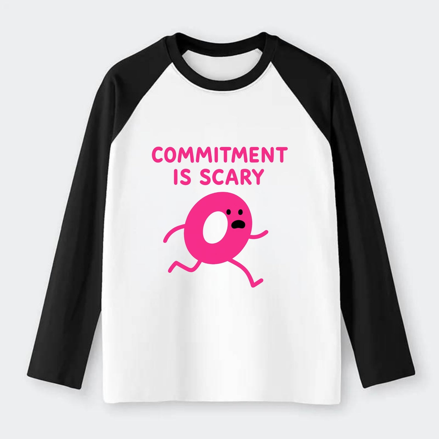 COMMITMENT IS SCARY | Terrified ring running away - Raglan Long Sleeve T-Shirt - Black