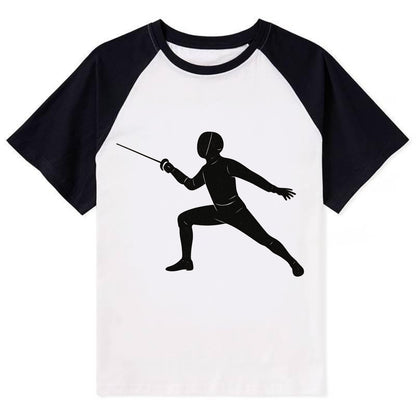 Fencer in lunge position - Contrast Raglan T-shirt - Black