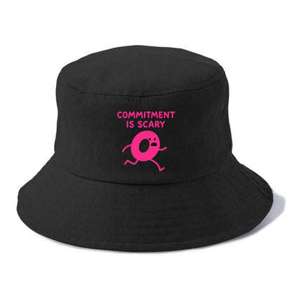 COMMITMENT IS SCARY | Terrified ring running away - Bucket Hat - Black