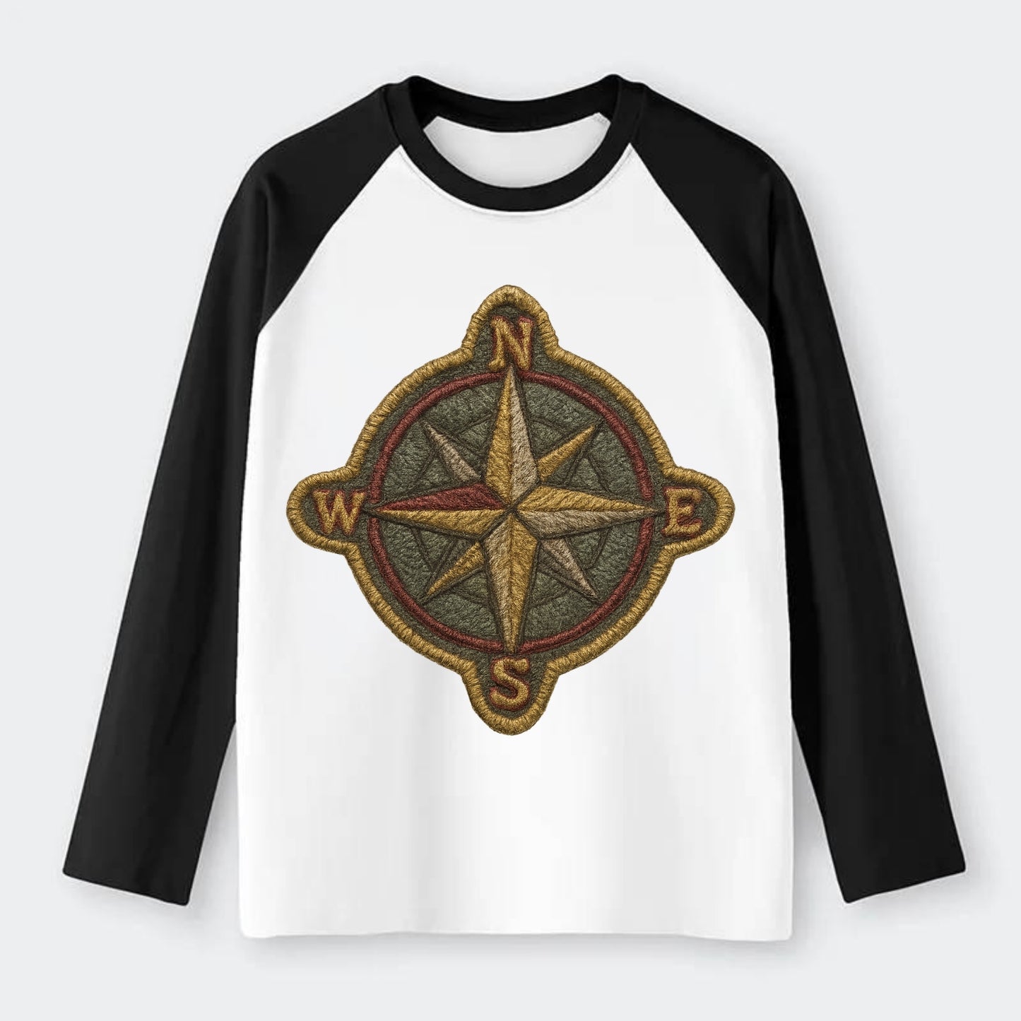 Compass rose with cardinal directions - explorer symbol - Raglan Long Sleeve T-Shirt - Black