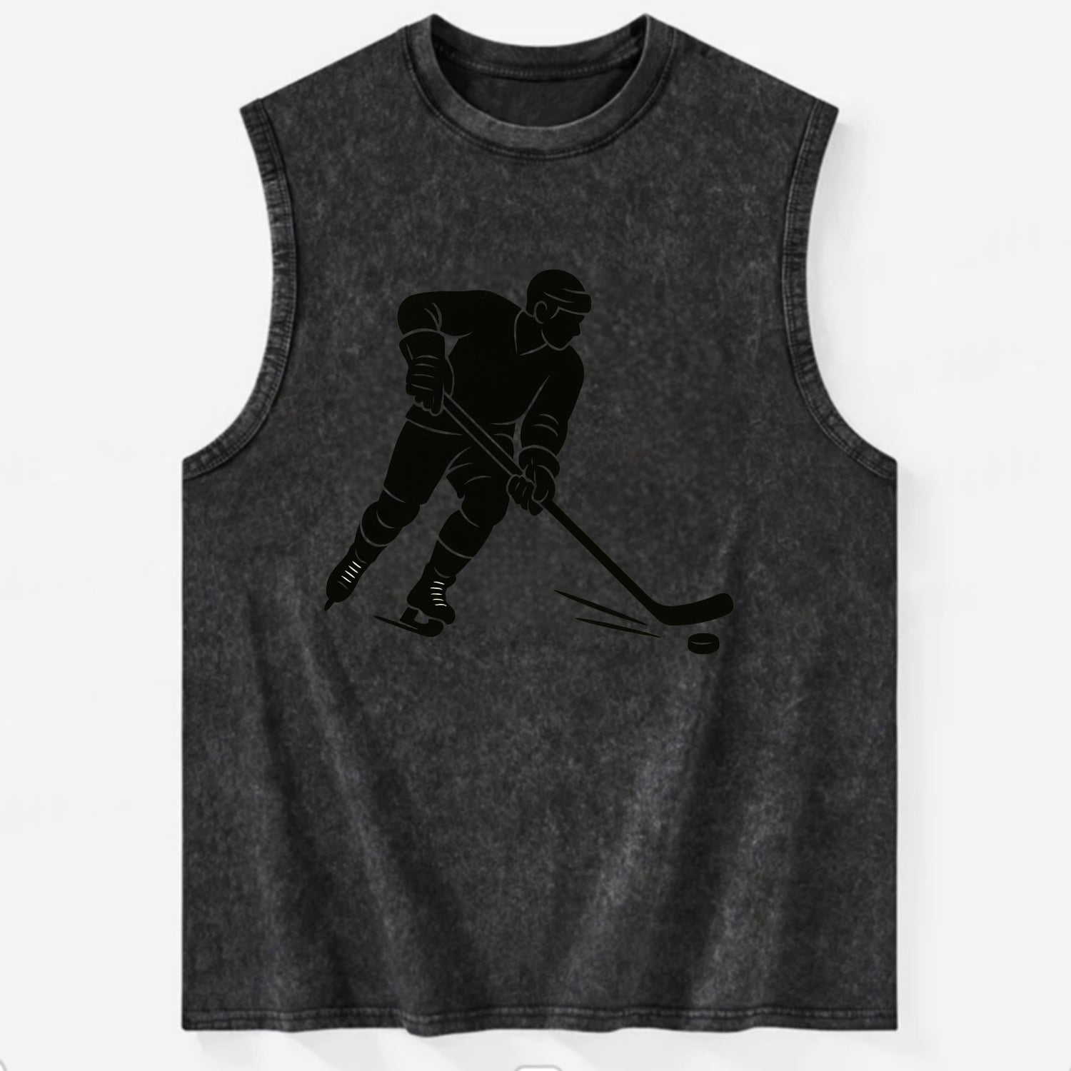 Ice hockey player shooting puck - Vintage Washed Tank - Black
