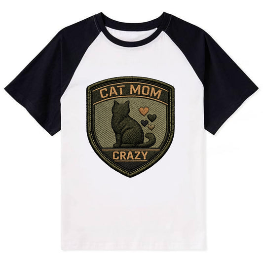 CAT MOM CRAZY - cat silhouette with hearts in purple , cat lady - Contrast Raglan T-shirt - Black
