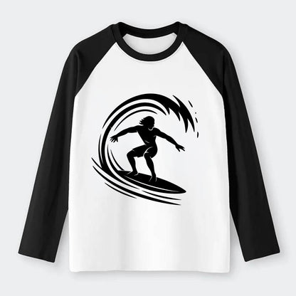 Hawaiian surfer riding big wave - Raglan Long Sleeve T-Shirt - Black