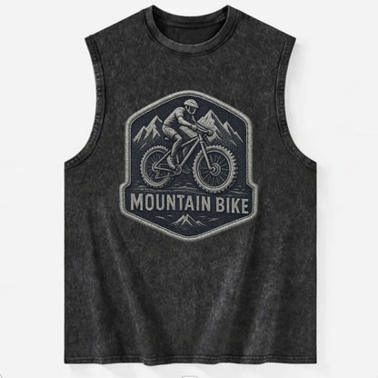 Mountain bike with rugged tires - cyclist badge - Vintage Washed Tank - Black