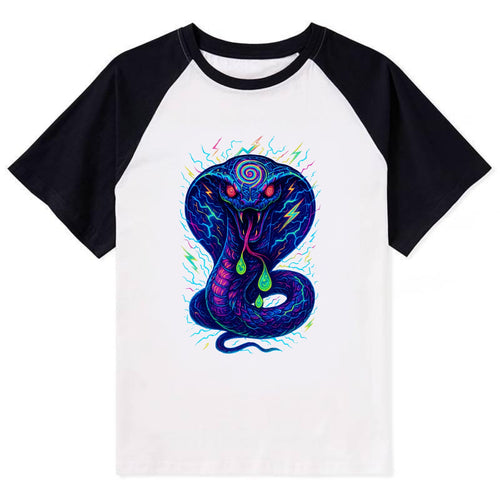 Mesmerizing cobra with hypnotic spiral patterns in the hood, scales that - Contrast Raglan T-shirt