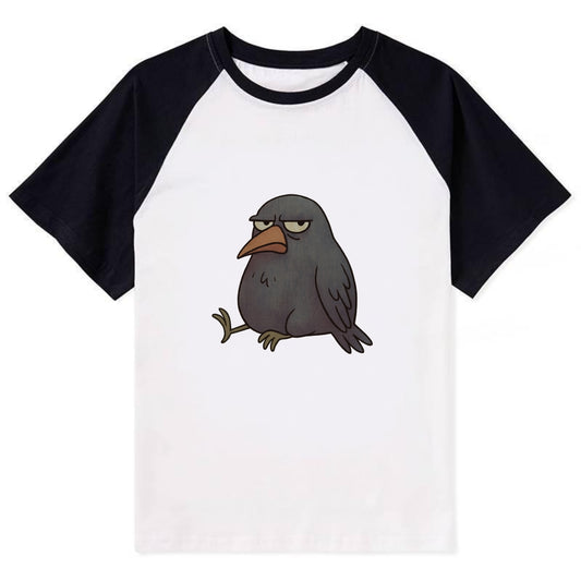 THE CROW JUDGES SILENTLY | Black crow with - Contrast Raglan T-shirt - Black