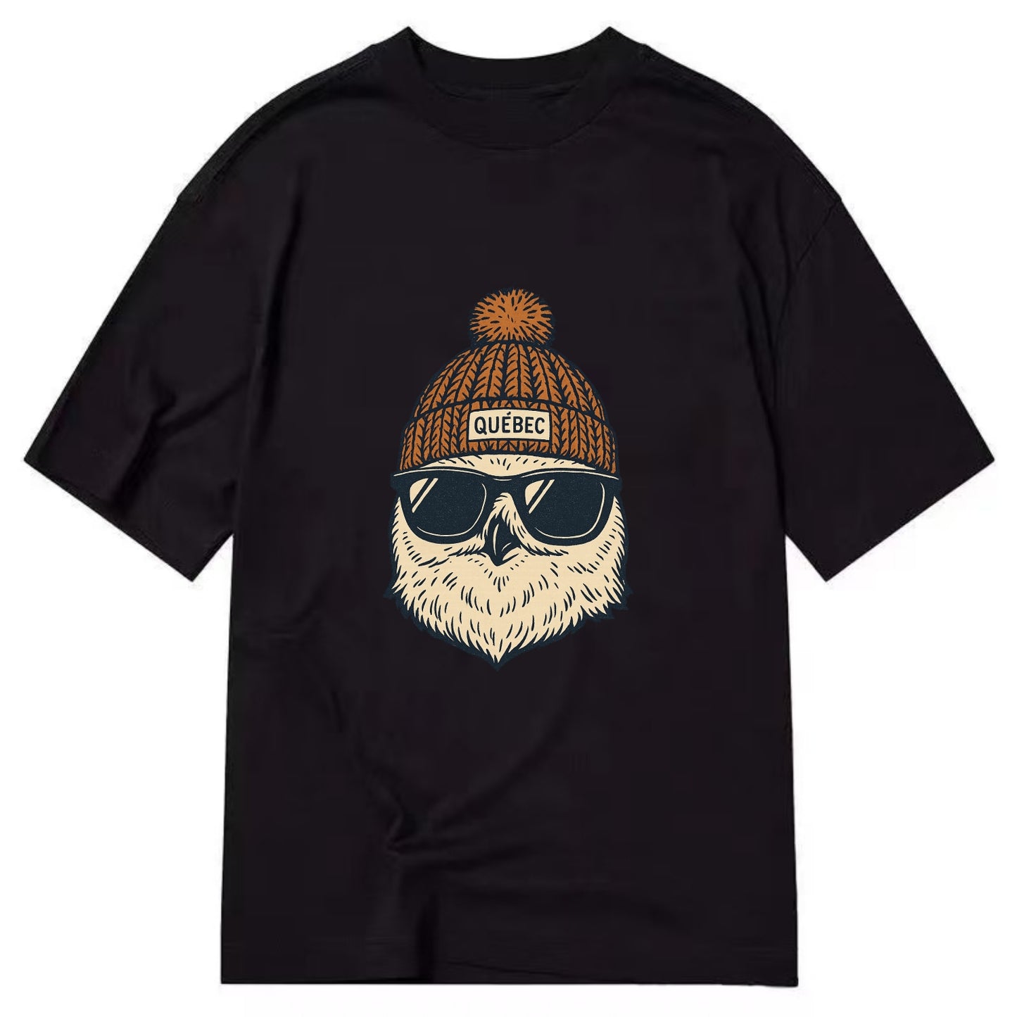 Quebec City Snowy Owl wearing Quebec beanie with pom pom and wayfarer sunglasses - Classic T-shirt - Black