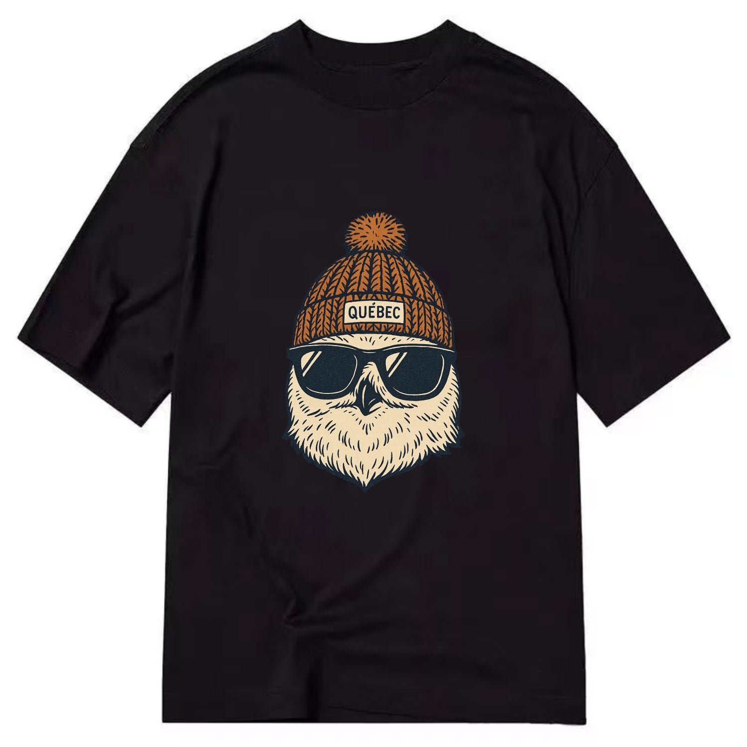 Quebec City Snowy Owl wearing Quebec beanie with pom pom and wayfarer sunglasses - Classic T-shirt - Black