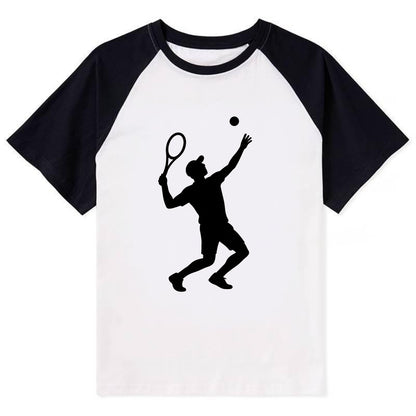 Tennis player serving powerful shot - Contrast Raglan T-shirt - Black