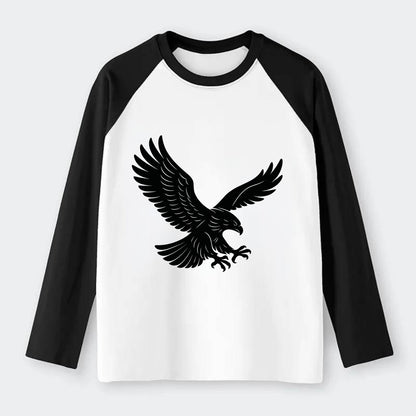 Eagle soaring with wings spread - Raglan Long Sleeve T-Shirt - Black