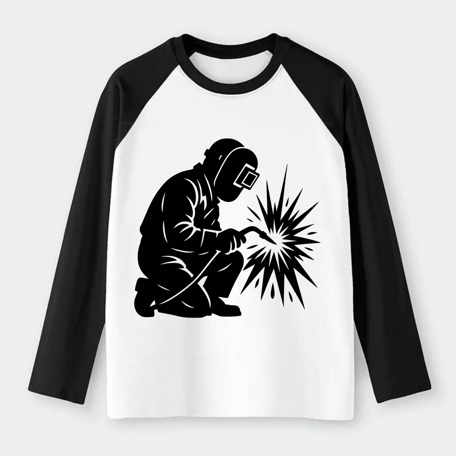 Welder sparks flying dramatically - Raglan Long Sleeve T-Shirt - Black