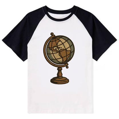 Globe  - Contrast Raglan T-shirt - Black