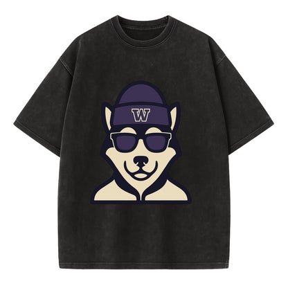 Seattle Husky wearing Washington beanie with W patch - Vintage T-shirt - Black