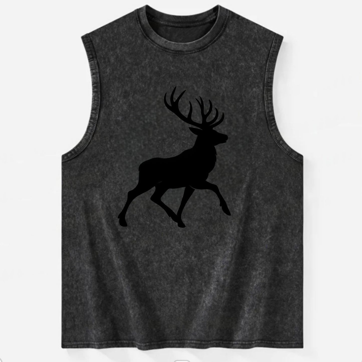 Deer with majestic antlers - Vintage Washed Tank - Black