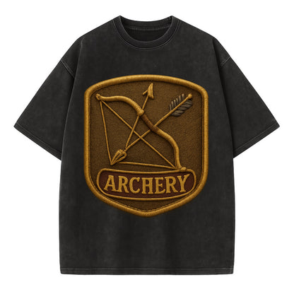 Bow and arrow crossed - archery enthusiast - Vintage T-shirt - Black