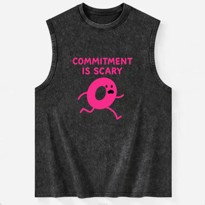 COMMITMENT IS SCARY | Terrified ring running away - Vintage Washed Tank - Black