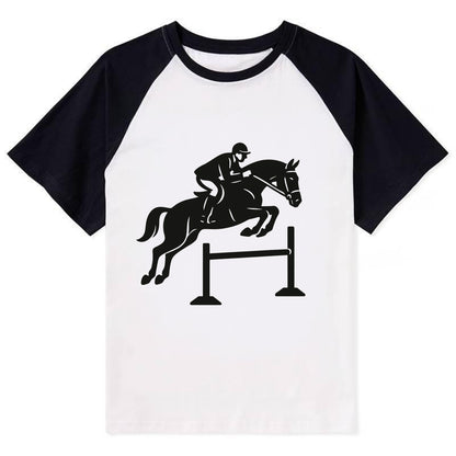 Equestrian jumping over obstacle - Contrast Raglan T-shirt - Black