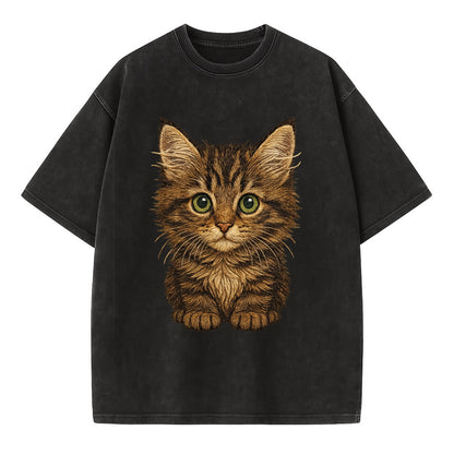 Baby Maine Coon Kitten - large fluffy tabby, tufted ears, big green eyes, - Vintage T-shirt - Black