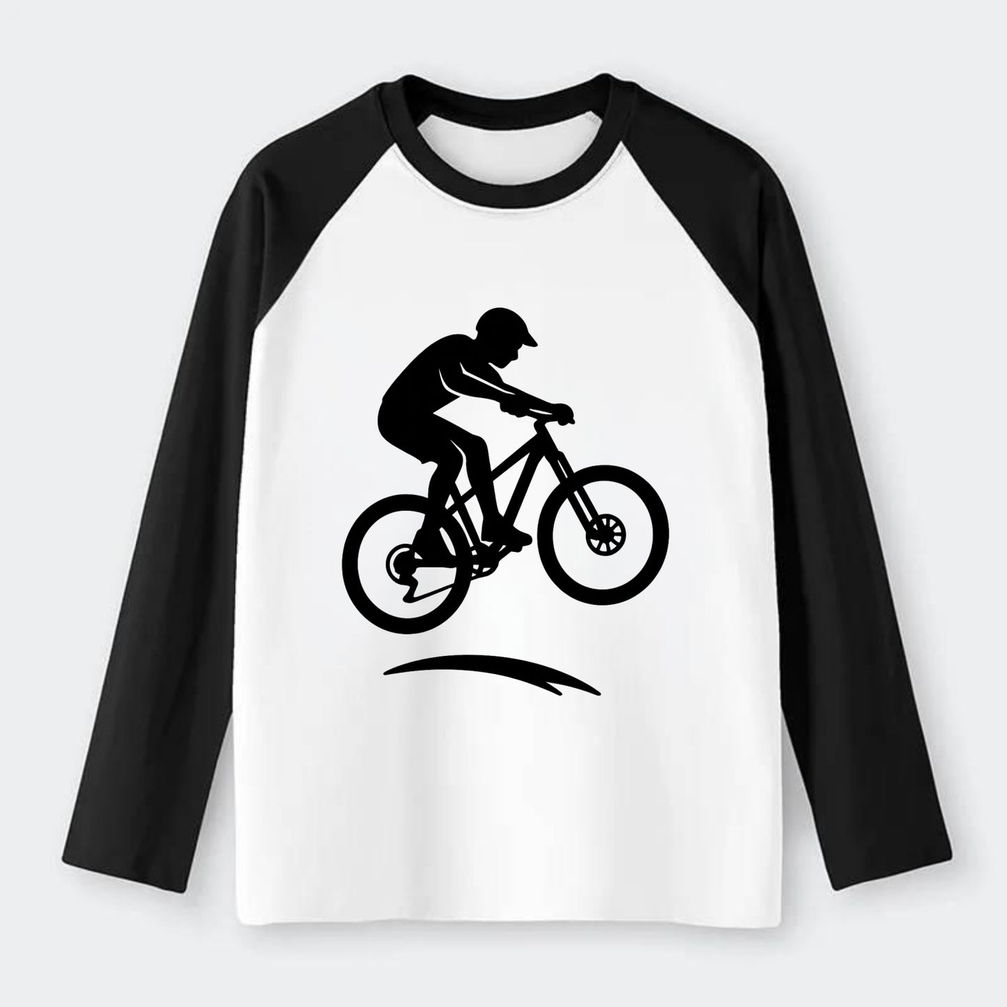 Mountain biker catching air - Raglan Long Sleeve T-Shirt - Black