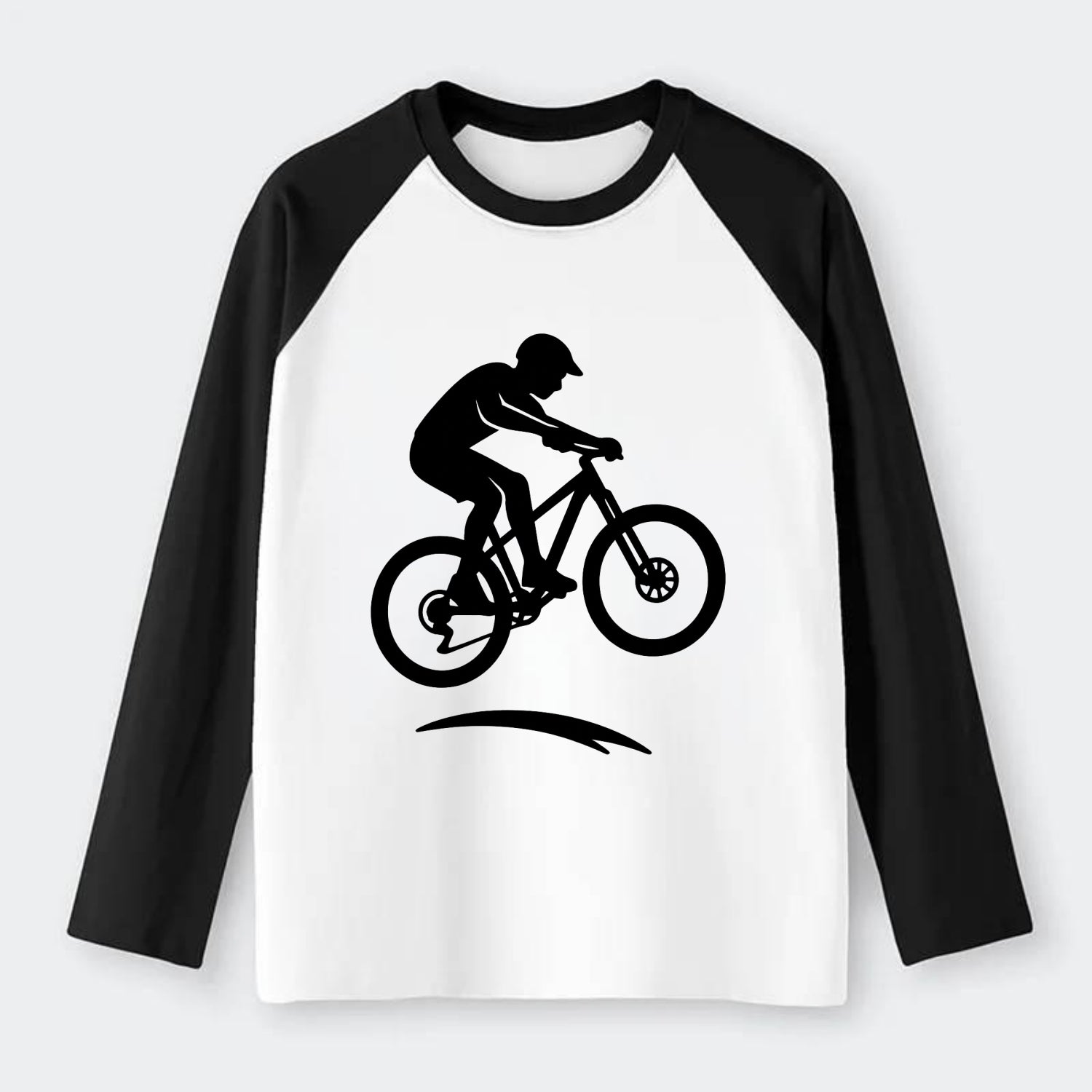 Mountain biker catching air - Raglan Long Sleeve T-Shirt - Black