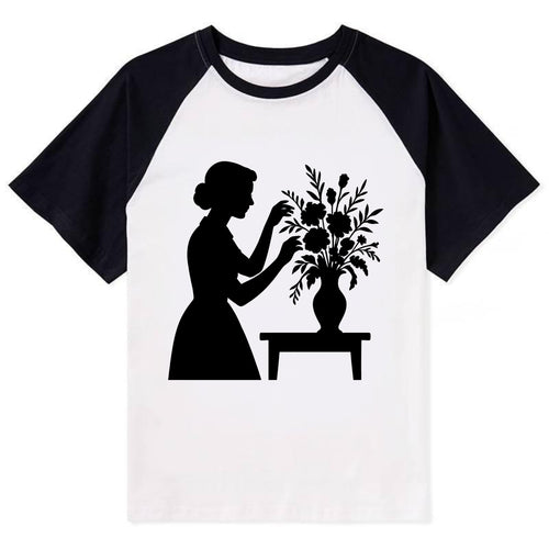 Florist arranging dramatic bouquet - Contrast Raglan T-shirt
