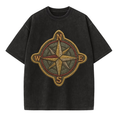 Compass rose with cardinal directions - explorer symbol - Vintage T-shirt - Black