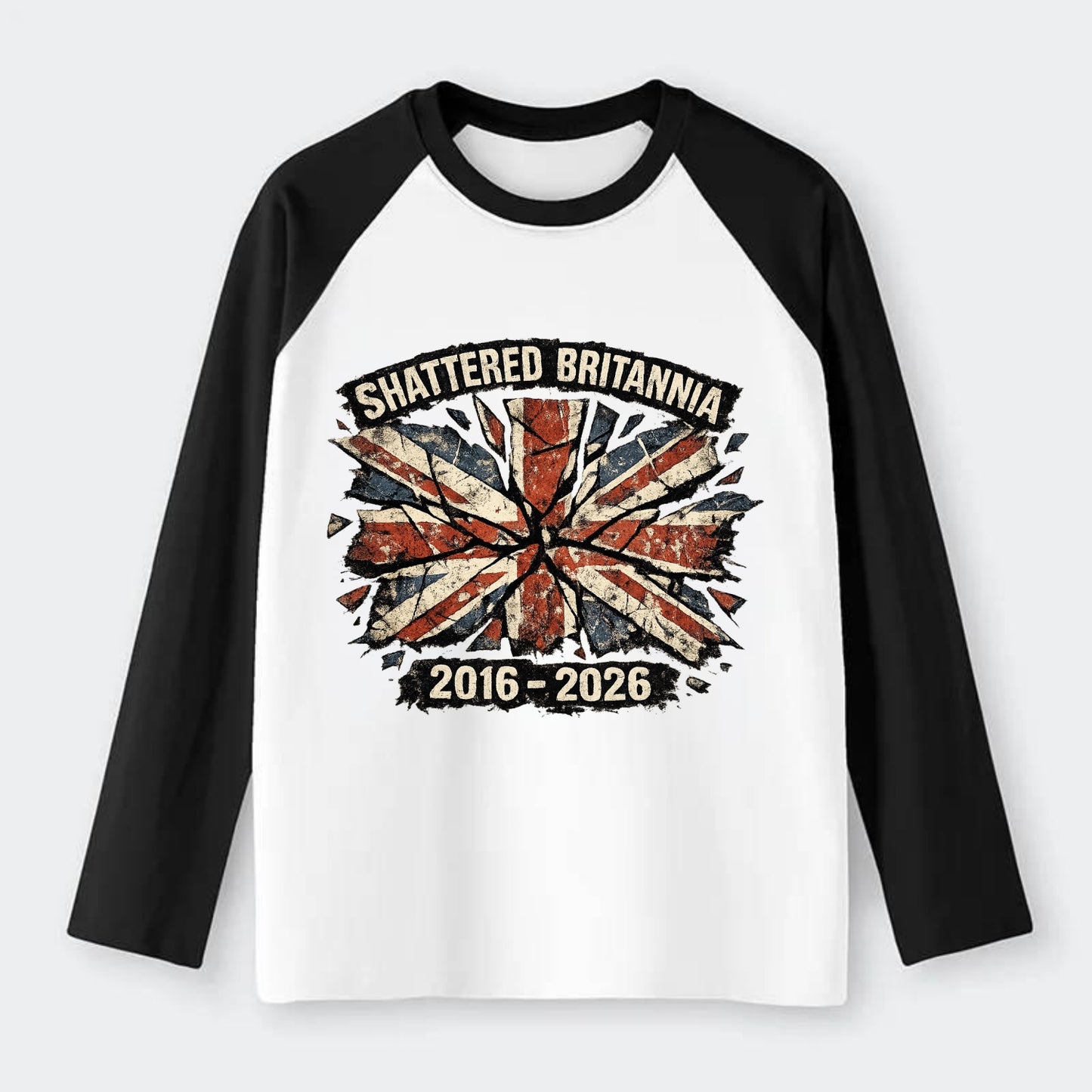 SHATTERED BRITANNIA | Cracked broken Union Jack | Fragmented glass - Raglan Long Sleeve T-Shirt - Black