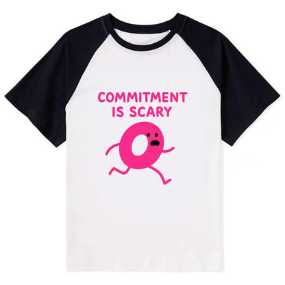 COMMITMENT IS SCARY | Terrified ring running away - Contrast Raglan T-shirt - Black