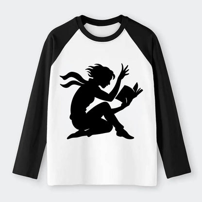 Reader lost in book moment - Raglan Long Sleeve T-Shirt - Black