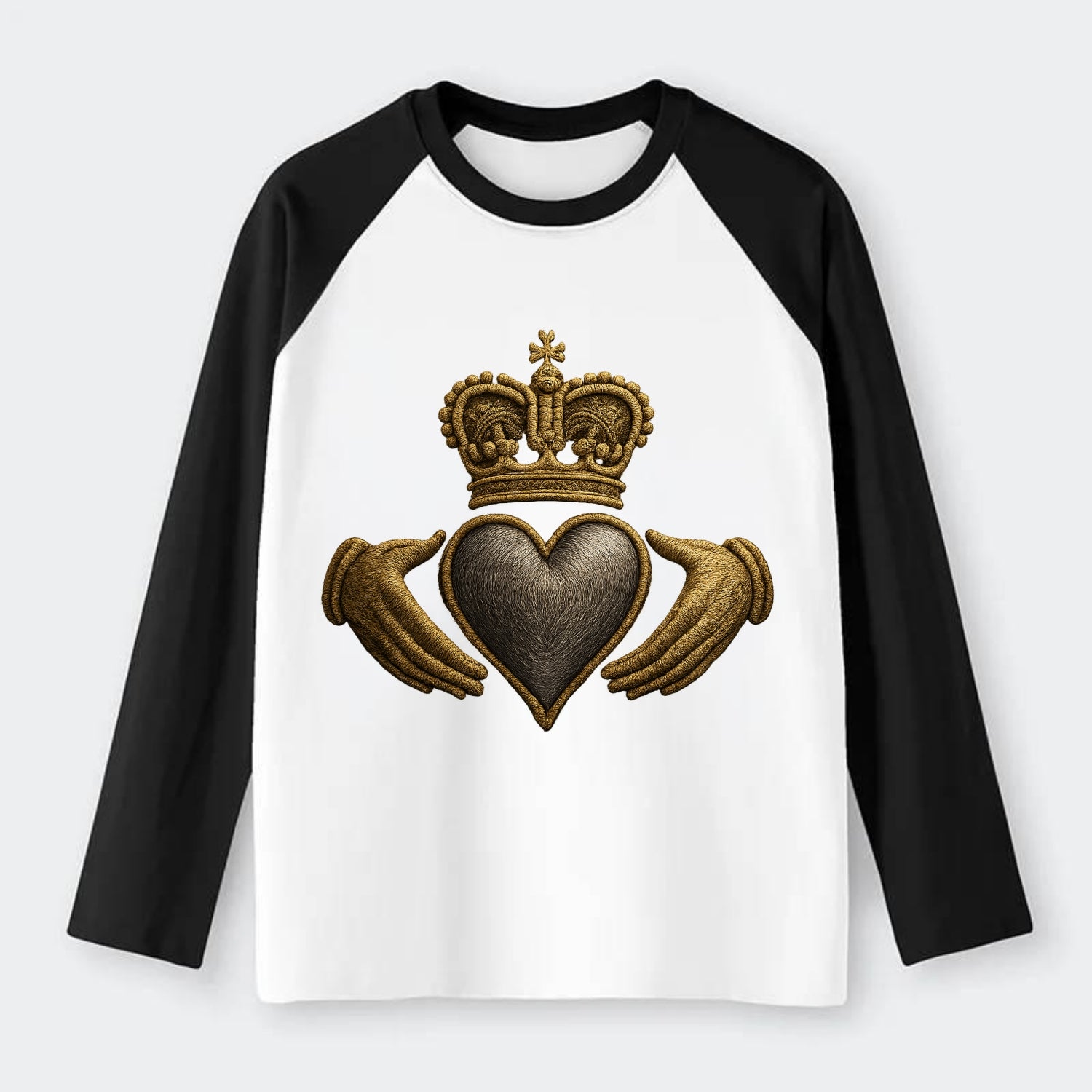 Claddagh Symbol  - Raglan Long Sleeve T-Shirt - Black