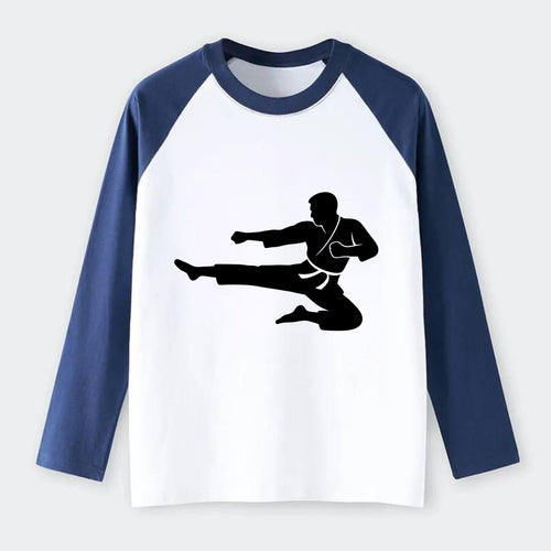 Martial artist flying kick - Raglan Long Sleeve T-Shirt