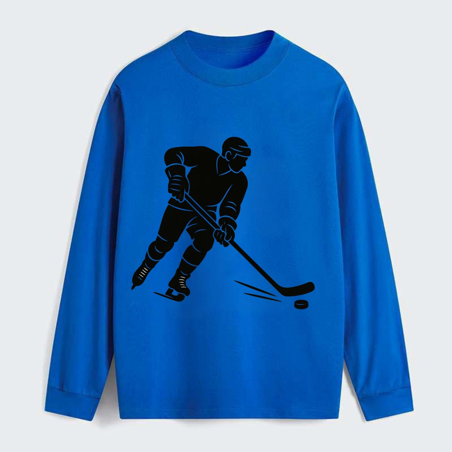 Ice hockey player shooting puck - Classic Long Sleeve Shirt - Blue