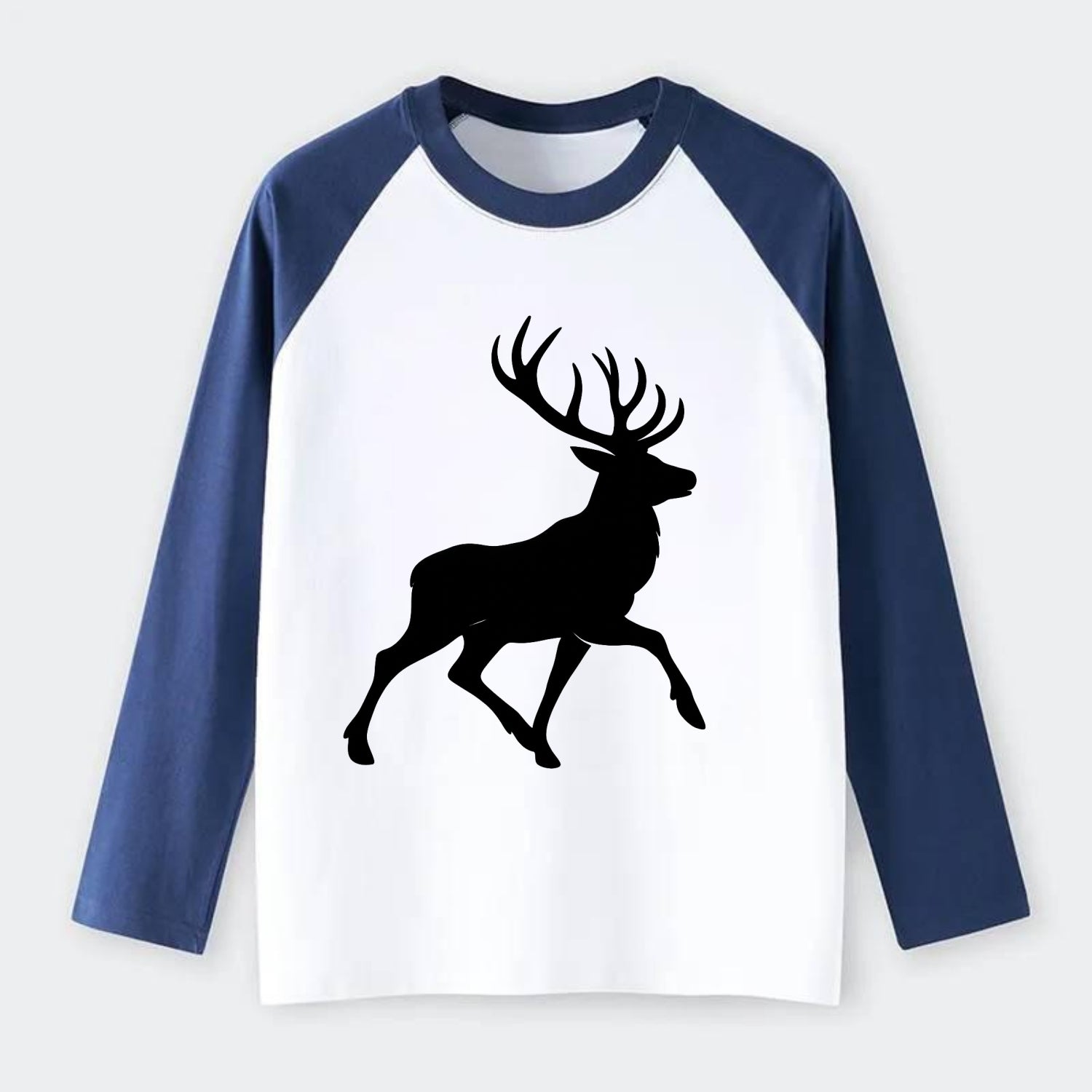 Deer with majestic antlers - Raglan Long Sleeve T-Shirt - Blue