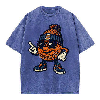 Syracuse Orange wearing Syracuse beanie with S patch - Vintage T-shirt - Blue