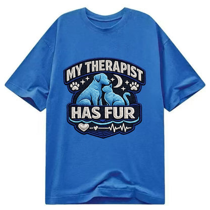 MY THERAPIST HAS FUR - pet silhouette in calming blue , emotional support - Classic T-shirt - Blue