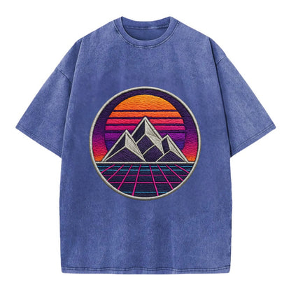 Retrowave Mountains - Vintage T-shirt - Blue