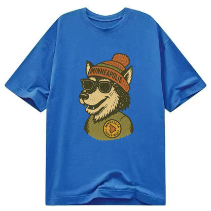 Minnesota Timber Wolf wearing Minneapolis beanie with pom pom and wayfarer - Classic T-shirt - Blue