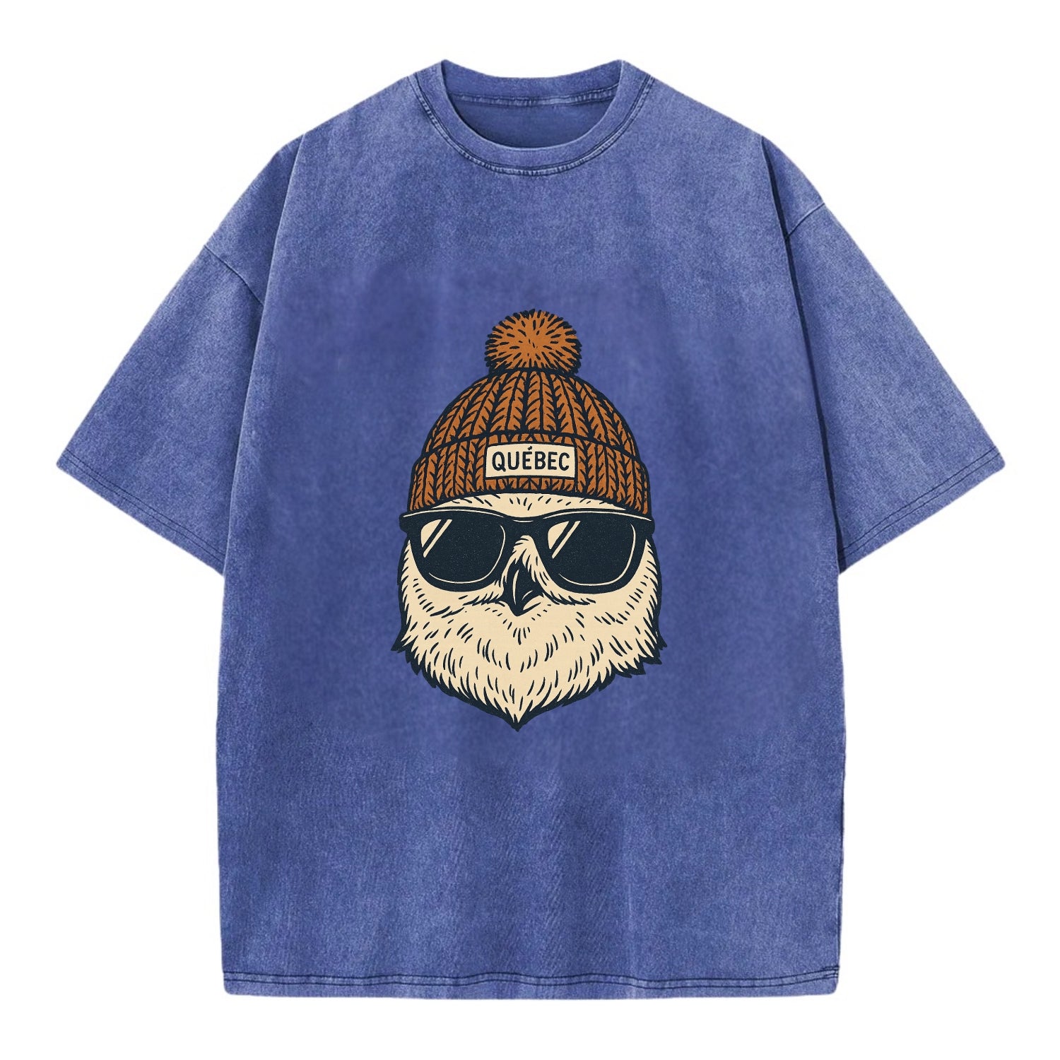 Quebec City Snowy Owl wearing Quebec beanie with pom pom and wayfarer sunglasses - Vintage T-shirt - Blue