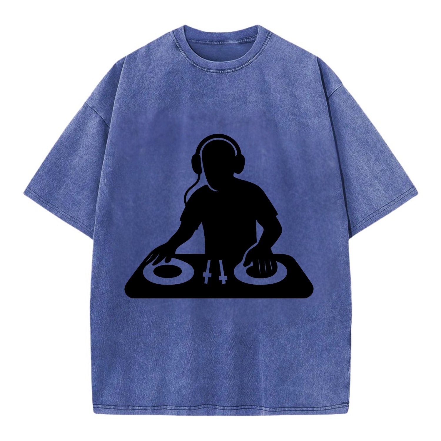 DJ with turntables and headphones - Vintage T-shirt - Blue