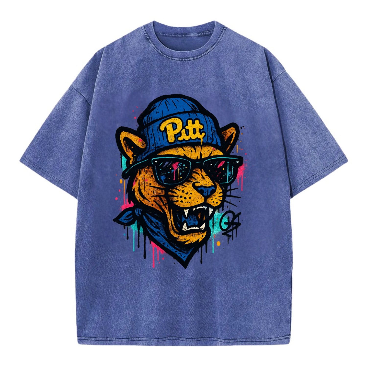 Pittsburgh Panther wearing Pitt beanie with script patch - Vintage T-shirt - Blue
