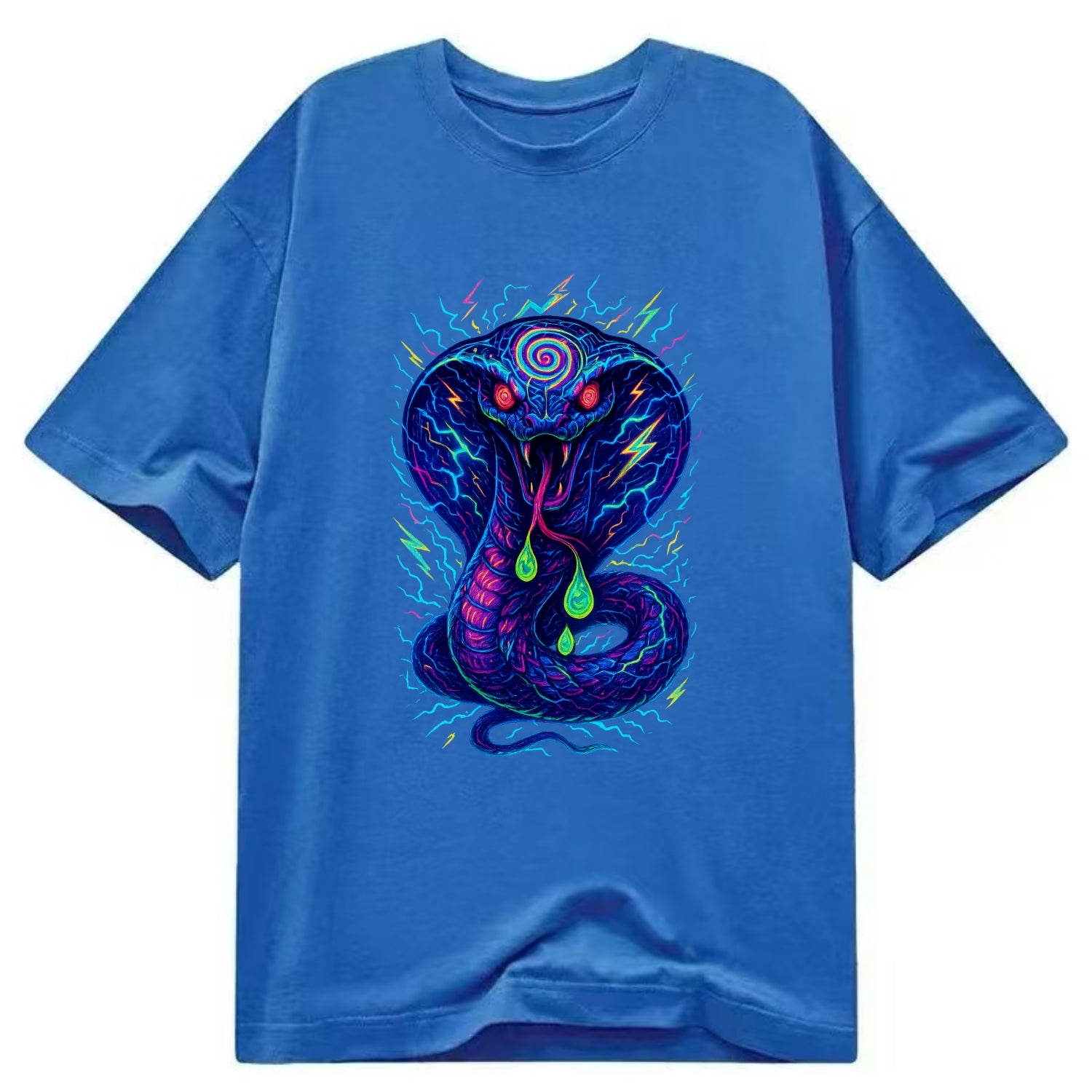 Mesmerizing cobra with hypnotic spiral patterns in the hood, scales that shimmer - Classic T-shirt - Blue