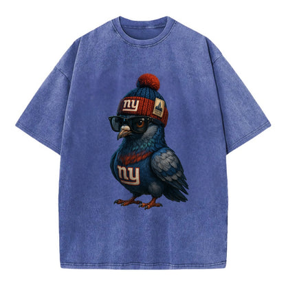 Manhattan Pigeon wearing Giants beanie with Empire State patch and wayfarer - Vintage T-shirt - Blue