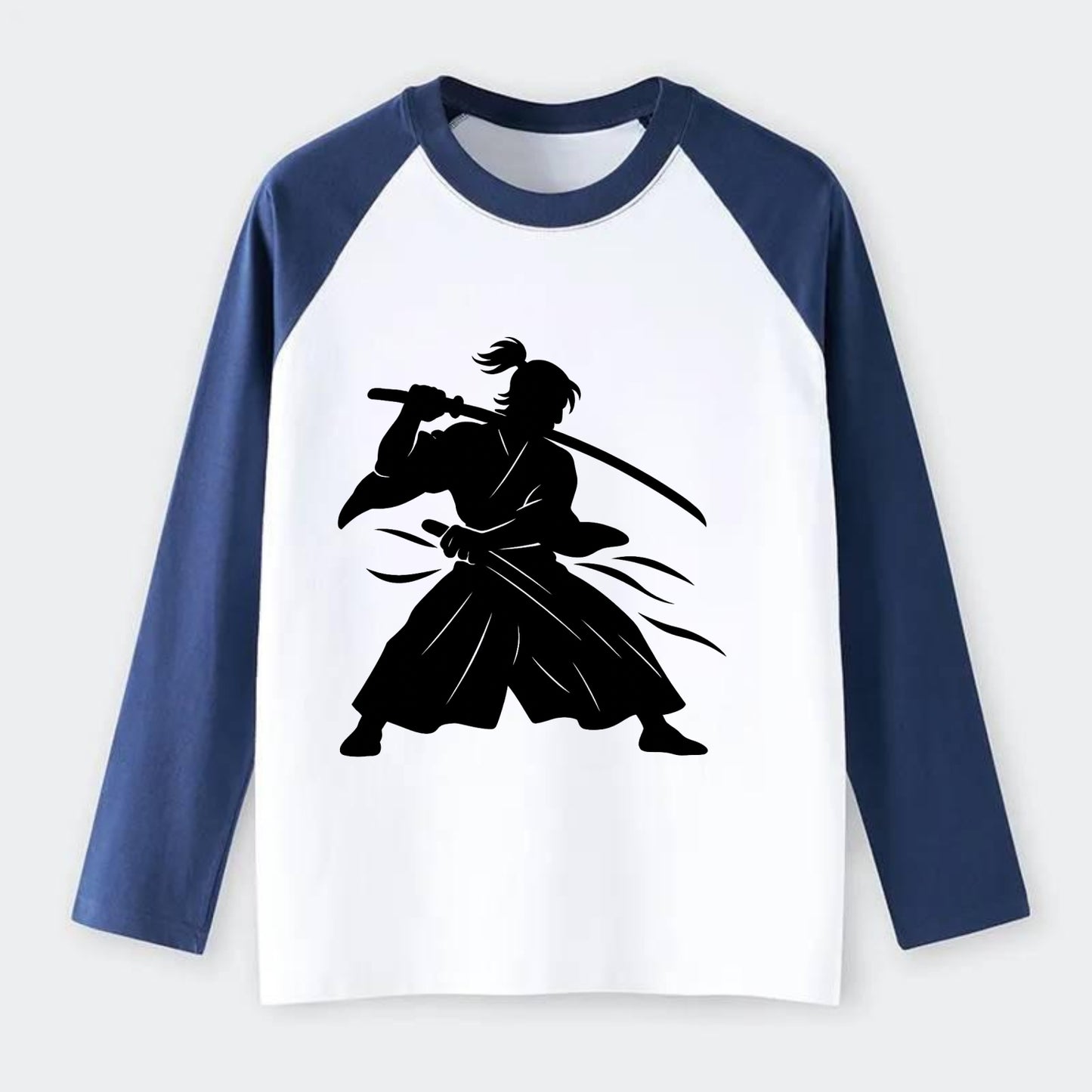 Japanese samurai sword draw - Raglan Long Sleeve T-Shirt - Blue