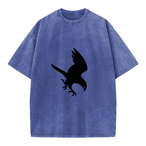 Hawk diving for prey - Vintage T-shirt