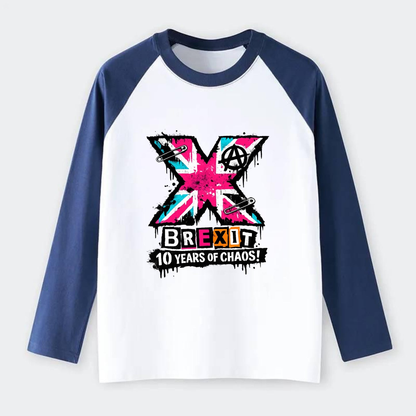 X YEARS | Roman numeral X massive | Union Jack fill pattern | Bold - Raglan Long Sleeve T-Shirt - Blue